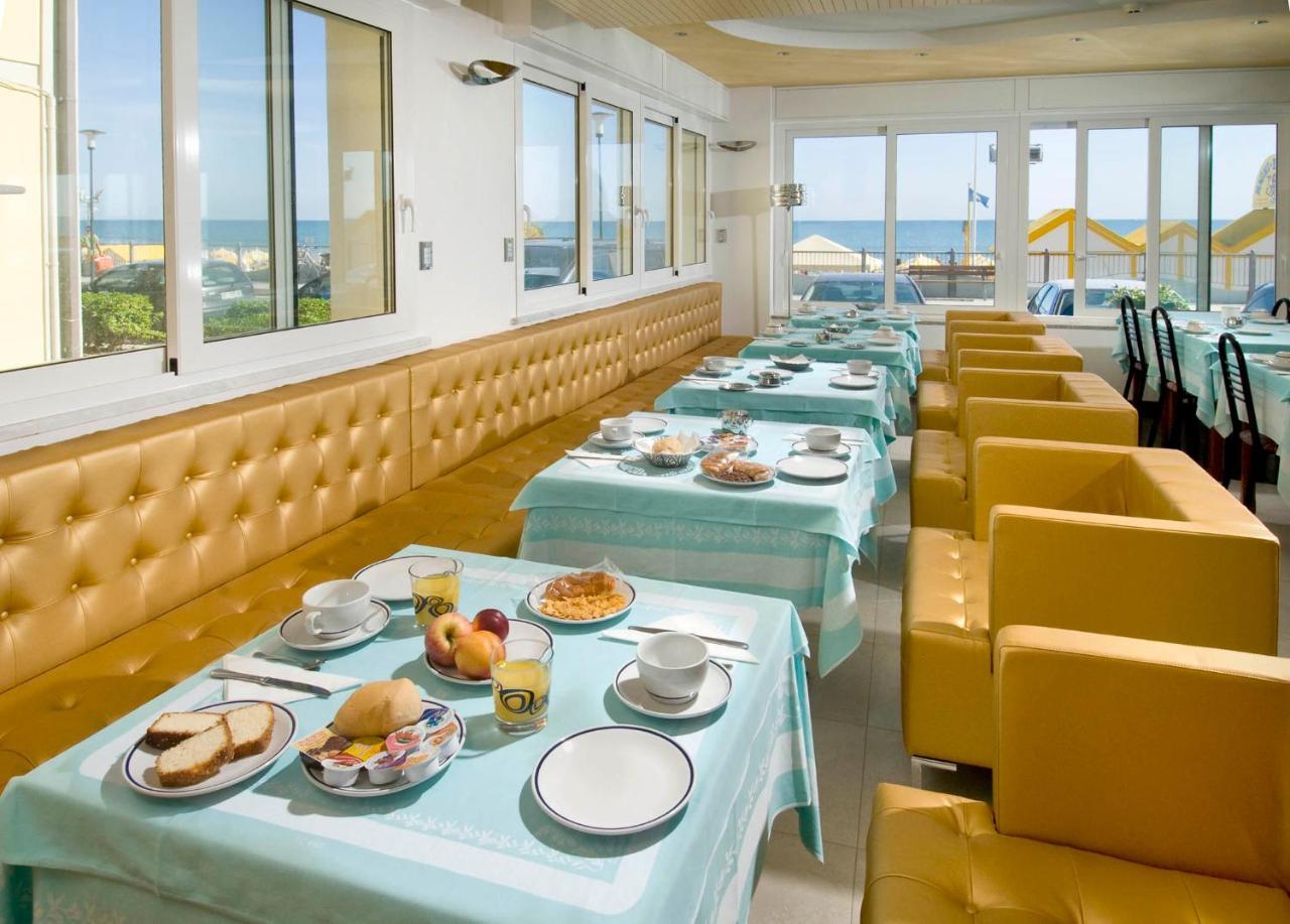 Hotel Werther Фано Экстерьер фото